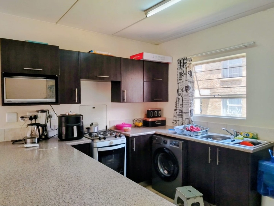 2 Bedroom Property for Sale in Honeypark Gauteng