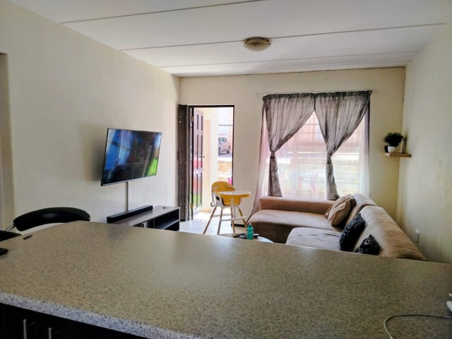 2 Bedroom Property for Sale in Honeypark Gauteng