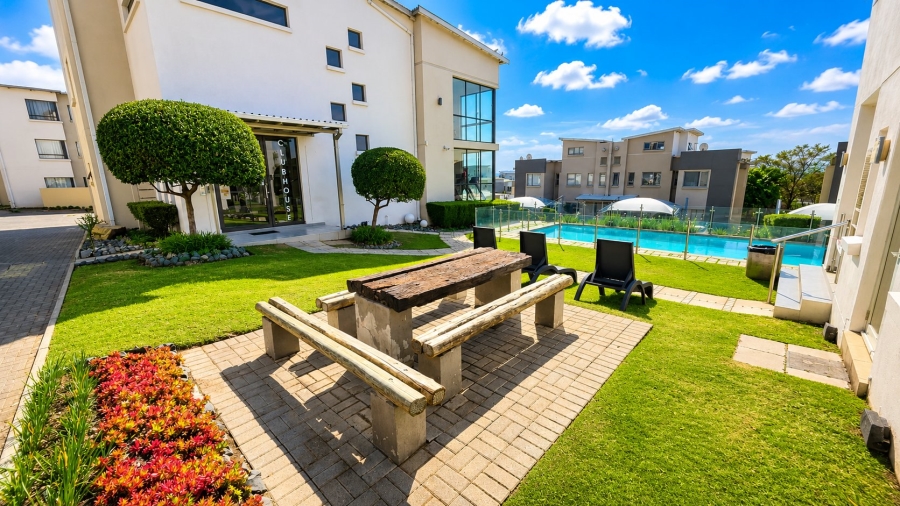 2 Bedroom Property for Sale in Beverley Gauteng