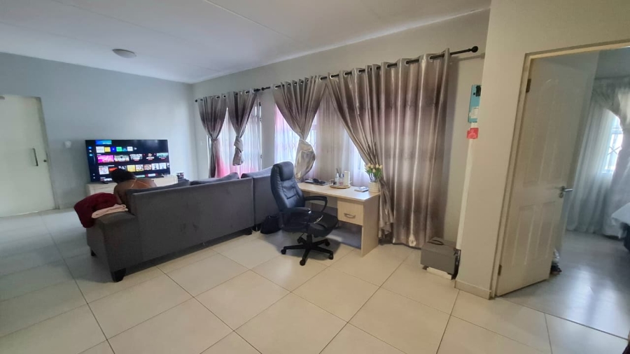 3 Bedroom Property for Sale in Brentwood Park AH Gauteng