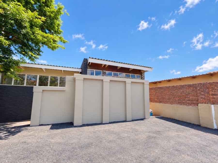  Bedroom Property for Sale in Kempton Park Central Gauteng