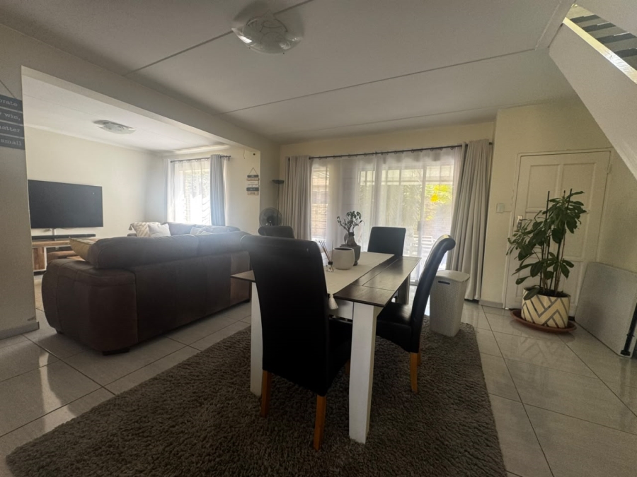 To Let 3 Bedroom Property for Rent in Sundowner Gauteng