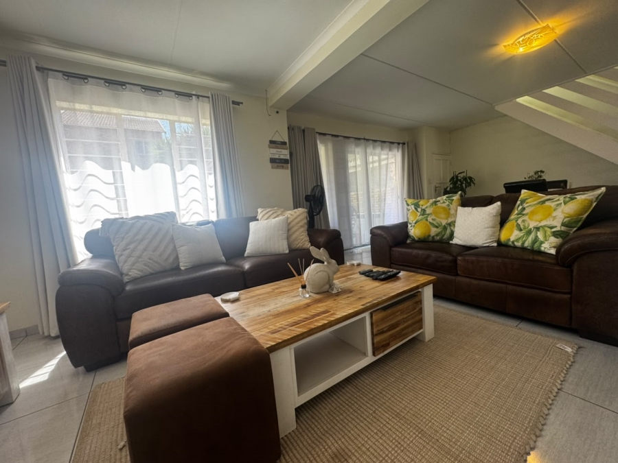 To Let 3 Bedroom Property for Rent in Sundowner Gauteng
