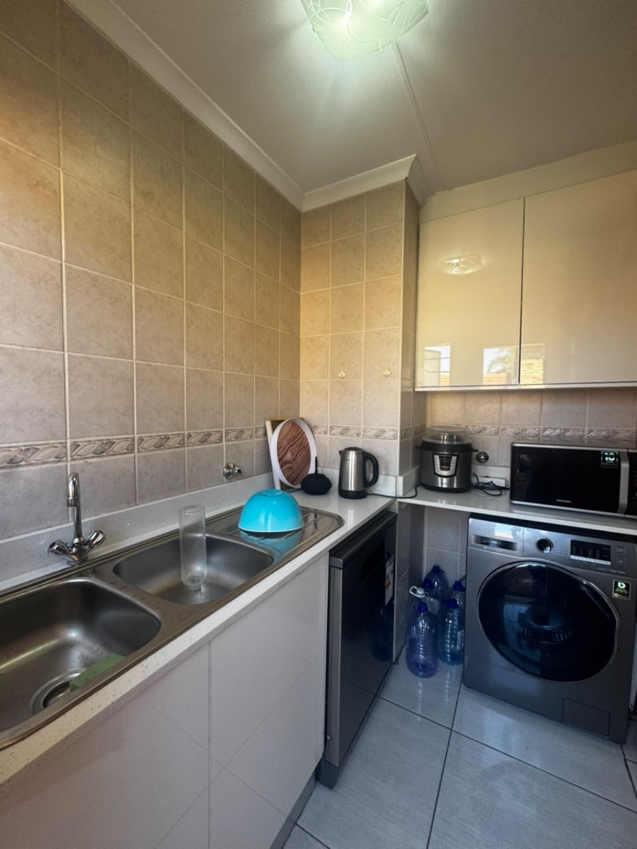 To Let 3 Bedroom Property for Rent in Sundowner Gauteng