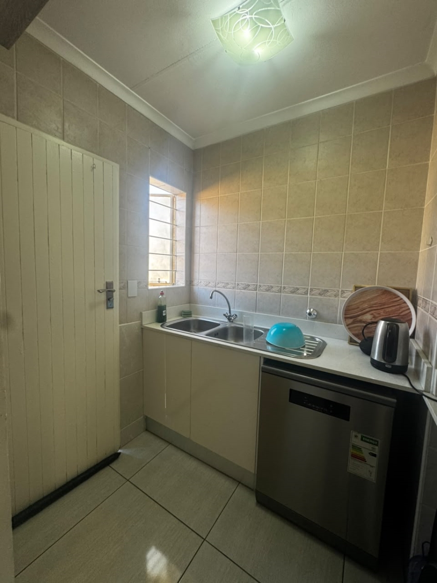 To Let 3 Bedroom Property for Rent in Sundowner Gauteng