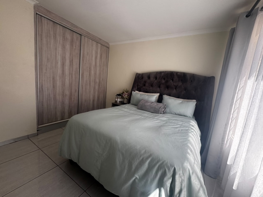 To Let 3 Bedroom Property for Rent in Sundowner Gauteng
