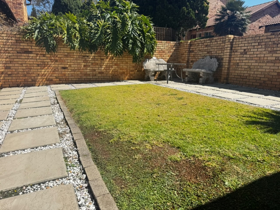To Let 3 Bedroom Property for Rent in Sundowner Gauteng