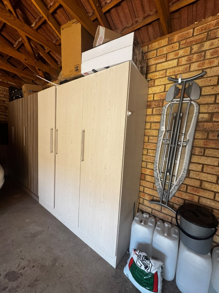 To Let 3 Bedroom Property for Rent in Sundowner Gauteng