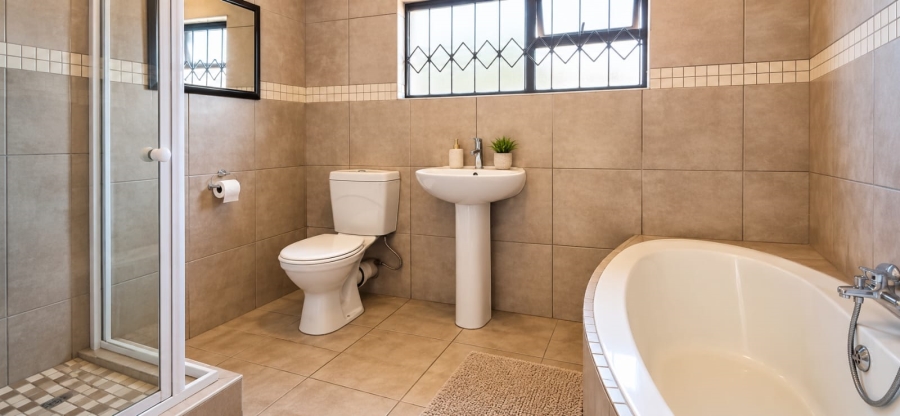 3 Bedroom Property for Sale in Kookrus Gauteng