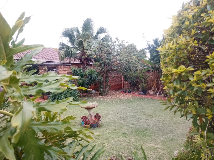 3 Bedroom Property for Sale in Die Wilgers Gauteng
