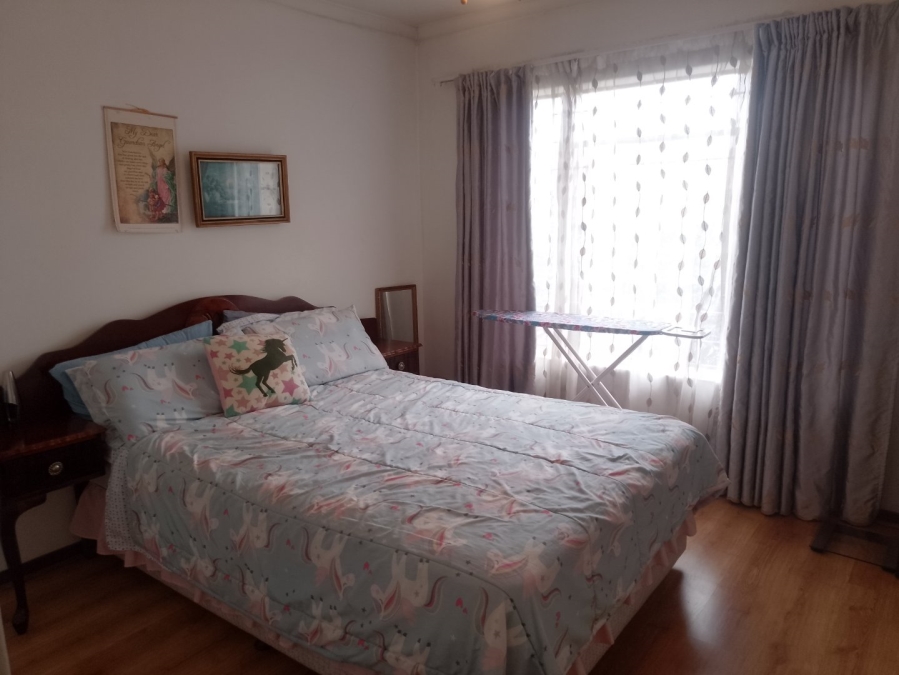 3 Bedroom Property for Sale in Die Wilgers Gauteng