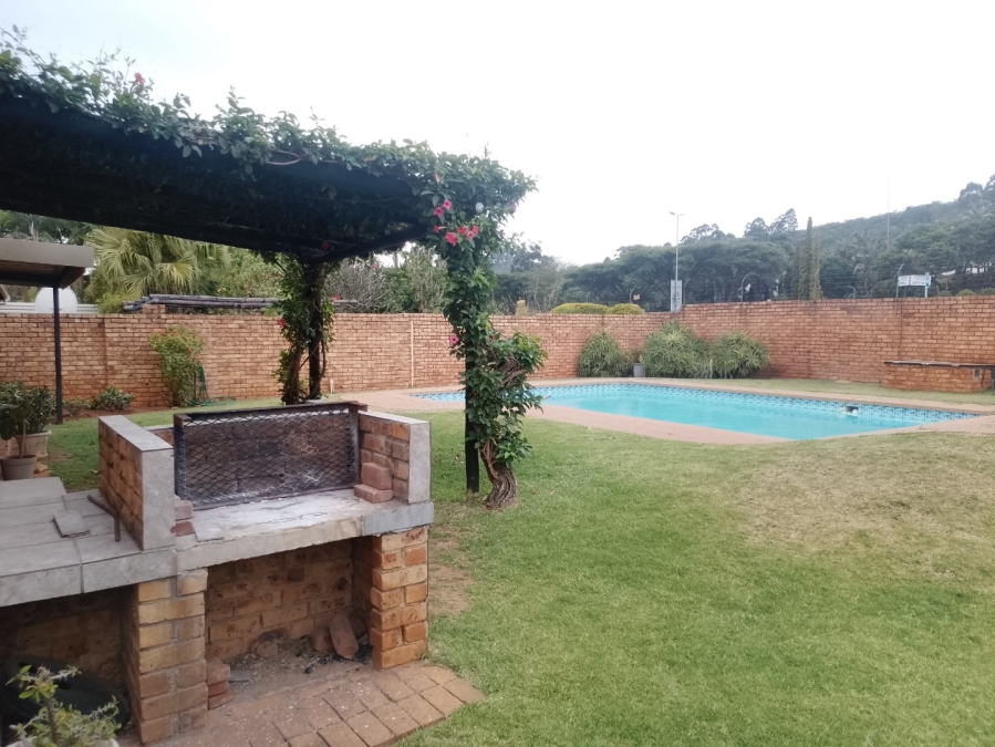3 Bedroom Property for Sale in Die Wilgers Gauteng