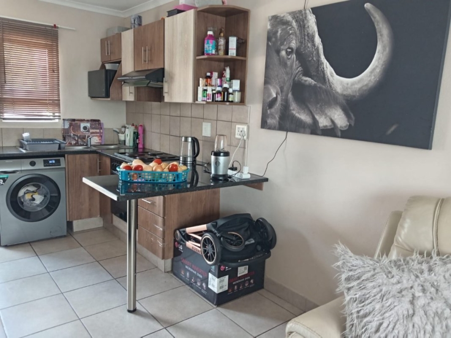1 Bedroom Property for Sale in Primrose Hill Gauteng