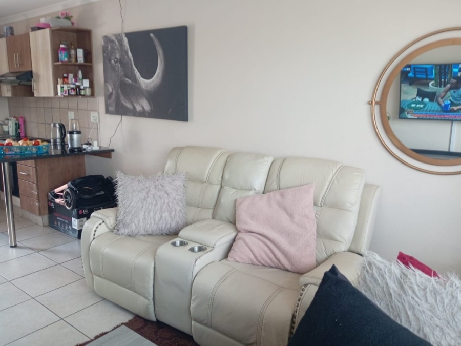 1 Bedroom Property for Sale in Primrose Hill Gauteng