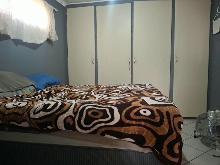 To Let 1 Bedroom Property for Rent in Dalview Gauteng