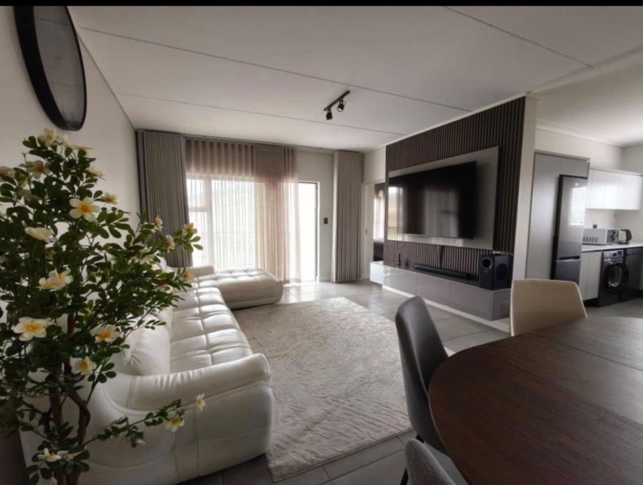 3 Bedroom Property for Sale in Waterfall Country Estate Gauteng