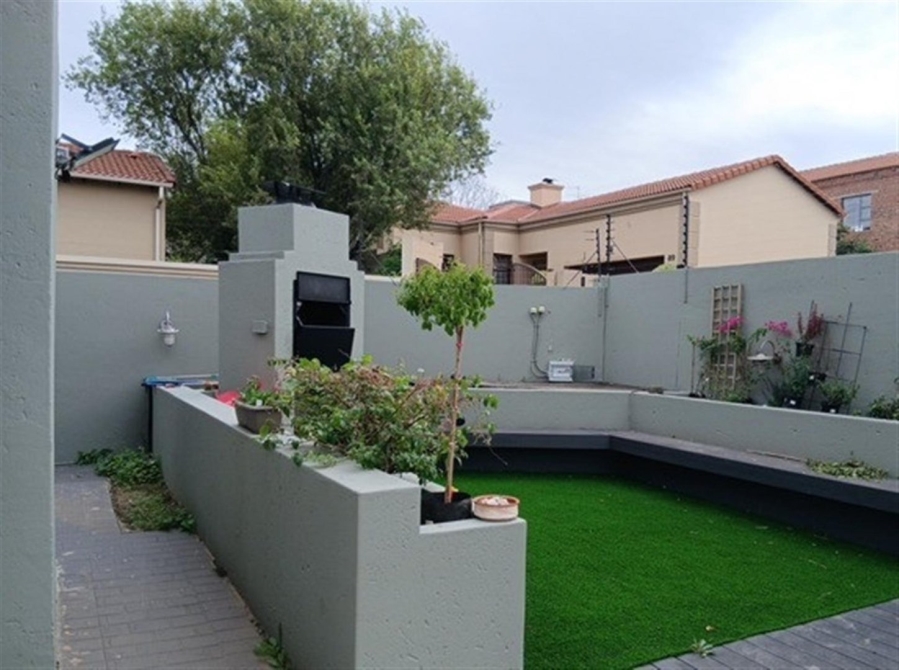 3 Bedroom Property for Sale in Willaway Gauteng