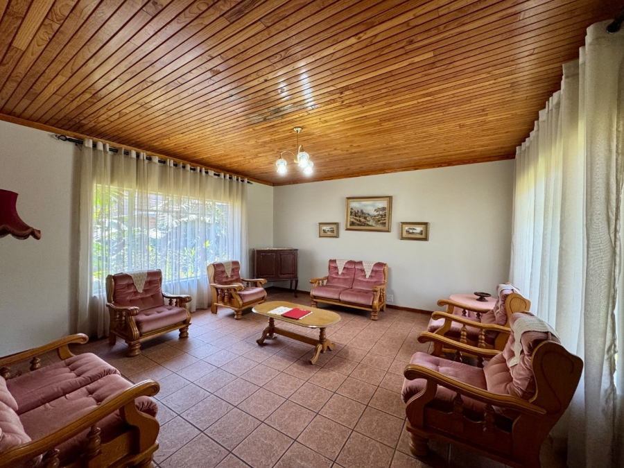 4 Bedroom Property for Sale in Zwartkop Gauteng