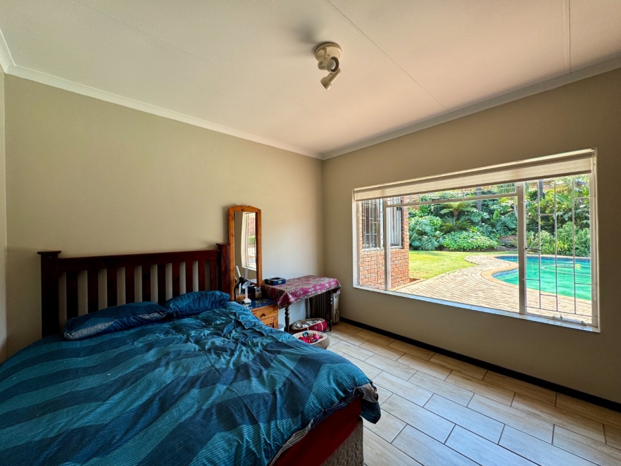 4 Bedroom Property for Sale in Zwartkop Gauteng