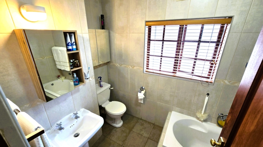 2 Bedroom Property for Sale in Cullinan Gauteng