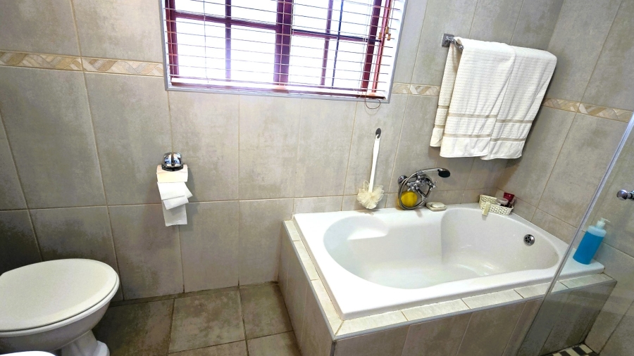 2 Bedroom Property for Sale in Cullinan Gauteng