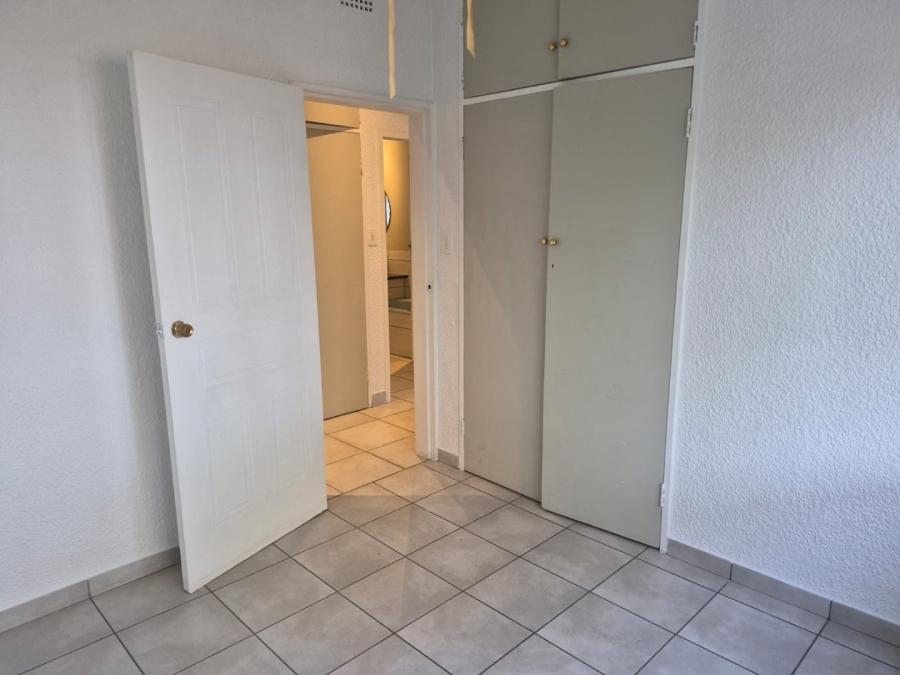To Let 3 Bedroom Property for Rent in Kibler Park Gauteng