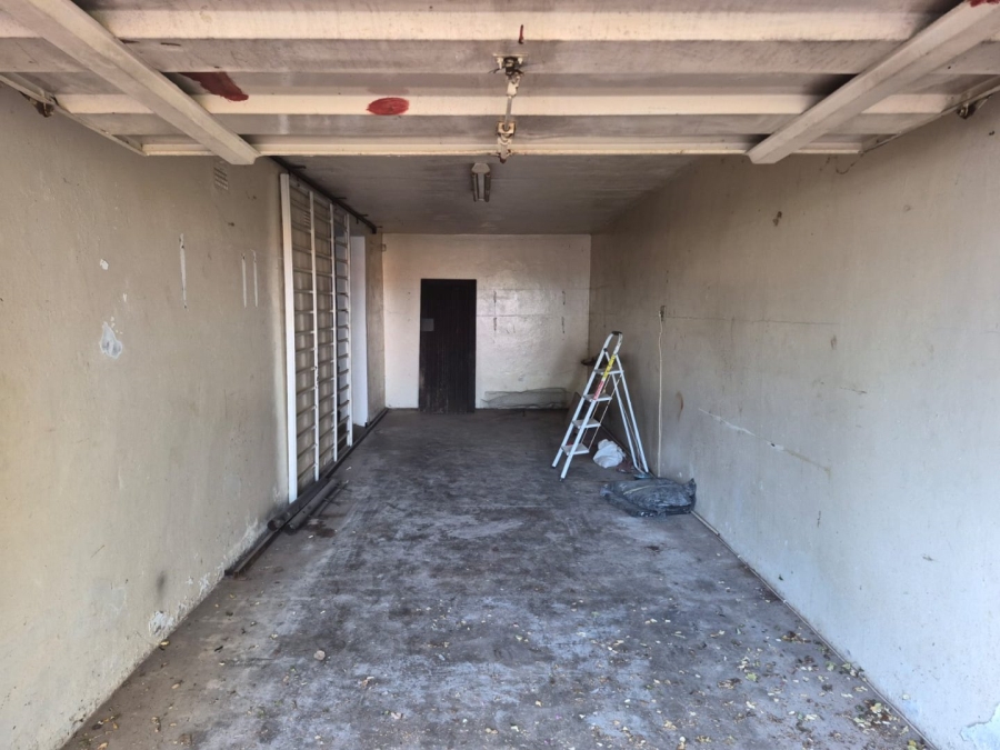 To Let 3 Bedroom Property for Rent in Kibler Park Gauteng