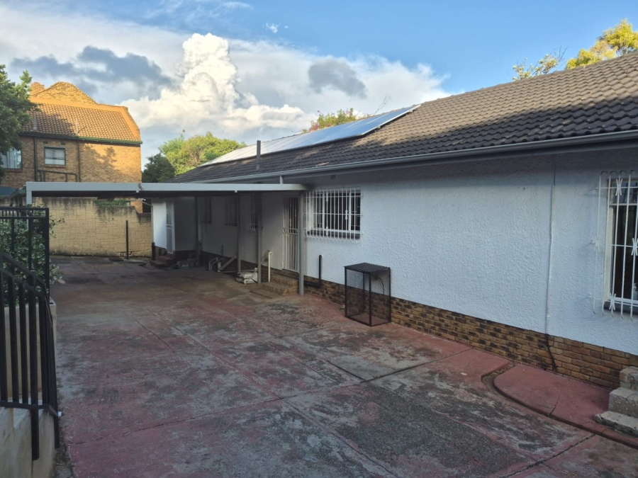 To Let 3 Bedroom Property for Rent in Kibler Park Gauteng
