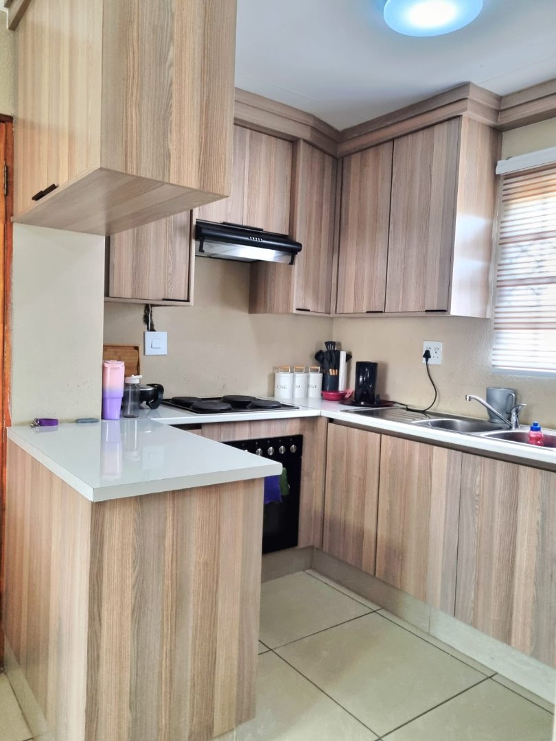 2 Bedroom Property for Sale in Buhle Park Gauteng
