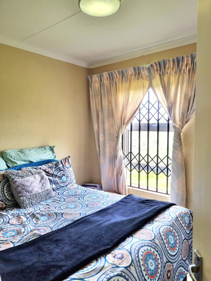 2 Bedroom Property for Sale in Buhle Park Gauteng