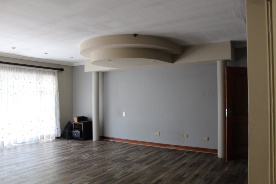 4 Bedroom Property for Sale in Vanderbijlpark SW 5 Gauteng