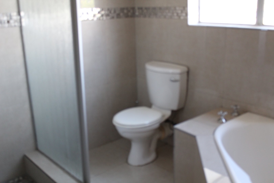 4 Bedroom Property for Sale in Vanderbijlpark SW 5 Gauteng