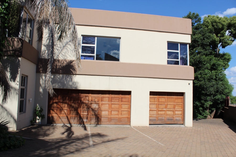 4 Bedroom Property for Sale in Vanderbijlpark SW 5 Gauteng