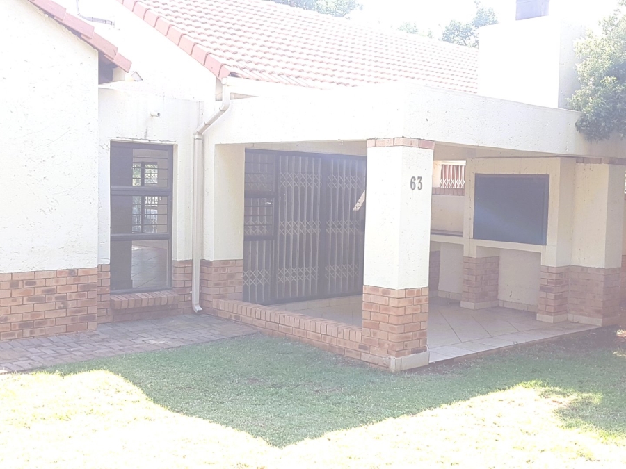 To Let 3 Bedroom Property for Rent in The Retreat Gauteng