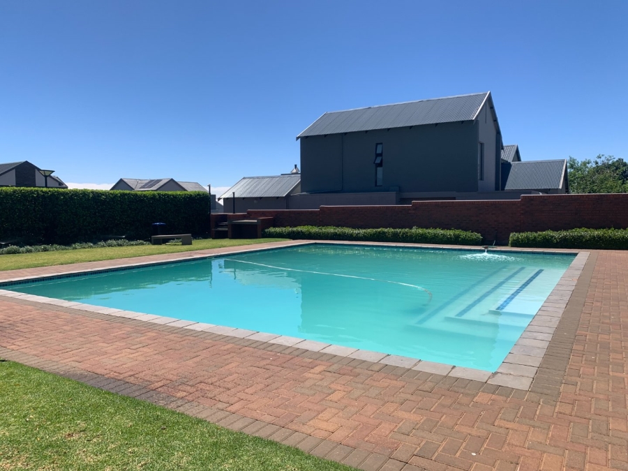 To Let 3 Bedroom Property for Rent in Louwlardia Gauteng