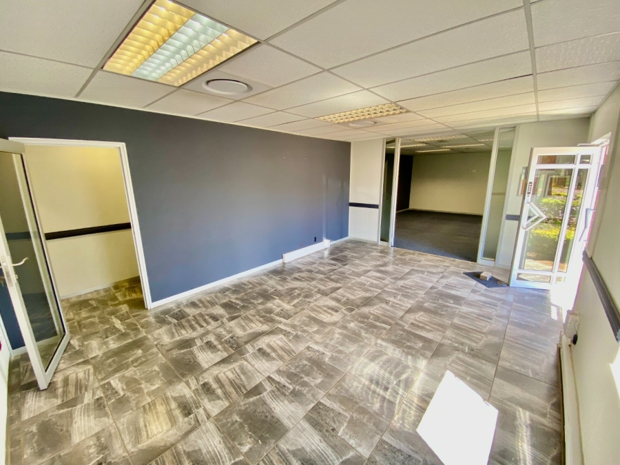 Commercial Property for Sale in Die Hoewes Gauteng