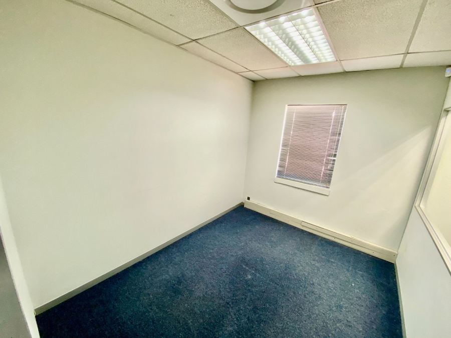 Commercial Property for Sale in Die Hoewes Gauteng