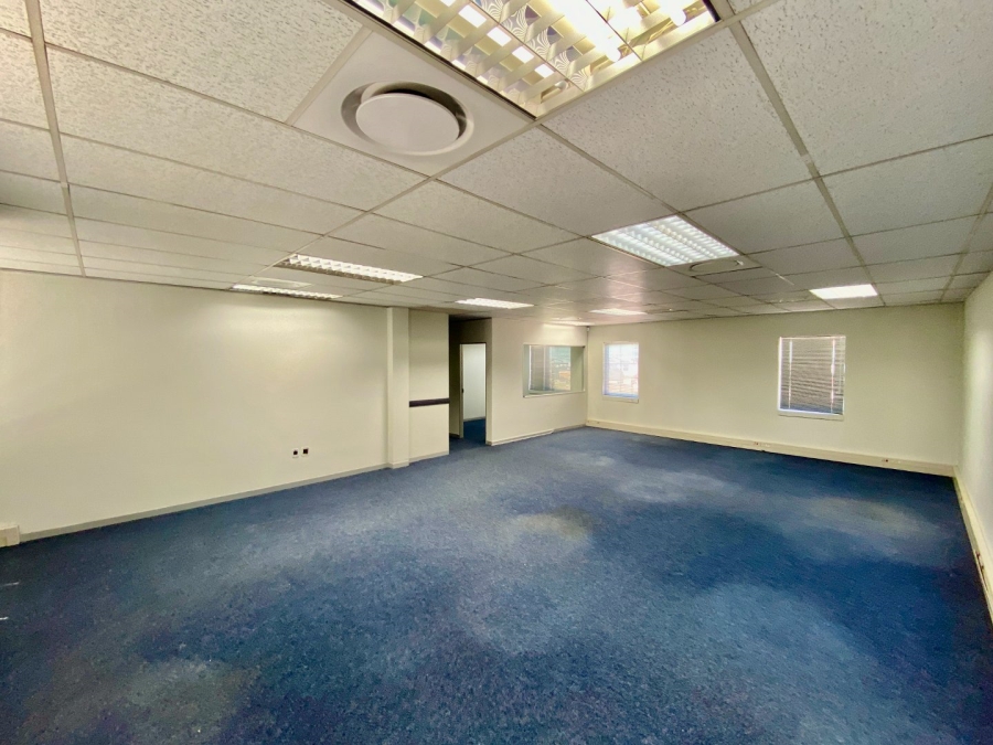 Commercial Property for Sale in Die Hoewes Gauteng