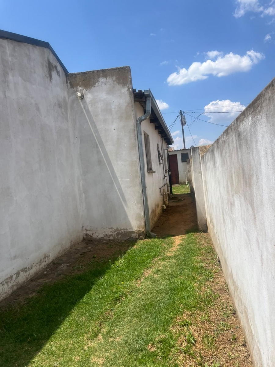 2 Bedroom Property for Sale in Greenfields Gauteng