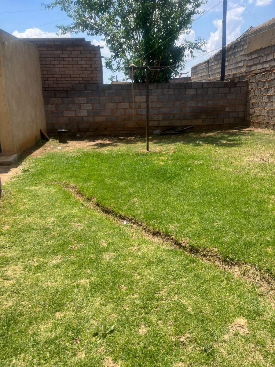 2 Bedroom Property for Sale in Greenfields Gauteng