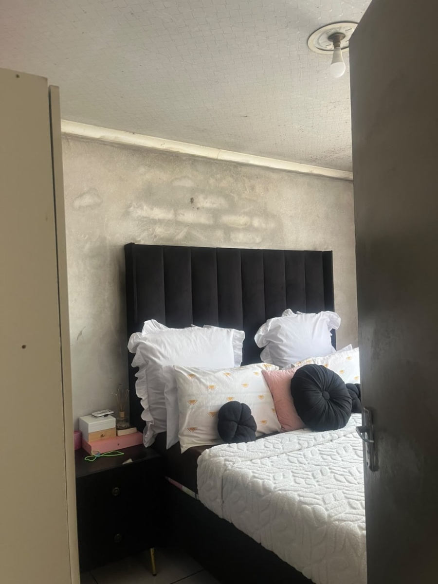 2 Bedroom Property for Sale in Greenfields Gauteng
