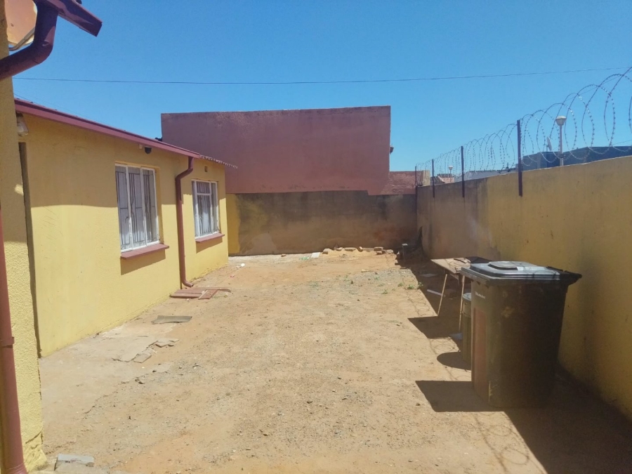 2 Bedroom Property for Sale in Roodekop Gauteng
