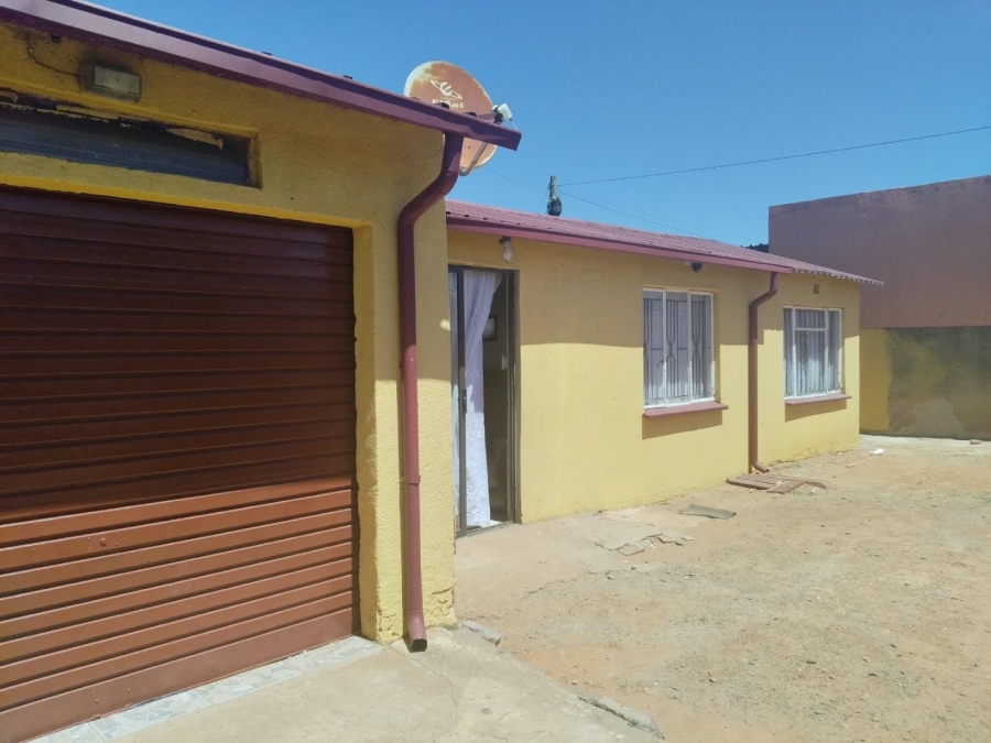 2 Bedroom Property for Sale in Roodekop Gauteng