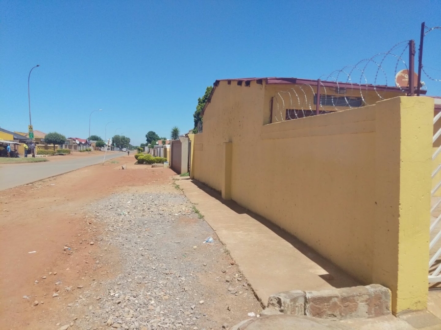 2 Bedroom Property for Sale in Roodekop Gauteng