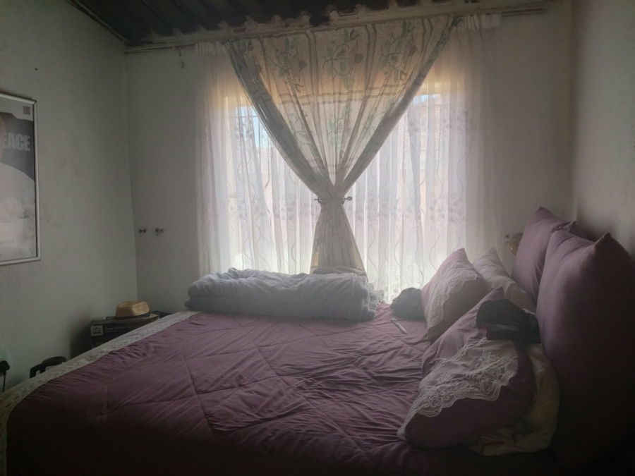 2 Bedroom Property for Sale in Roodekop Gauteng