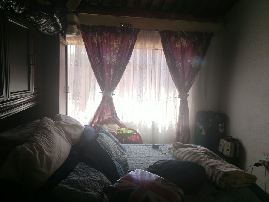 2 Bedroom Property for Sale in Roodekop Gauteng
