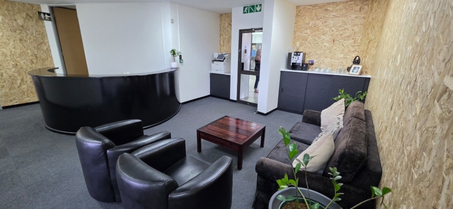 To Let Commercial Property for Rent in New Redruth Gauteng