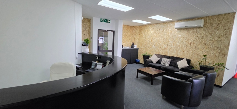 To Let Commercial Property for Rent in New Redruth Gauteng