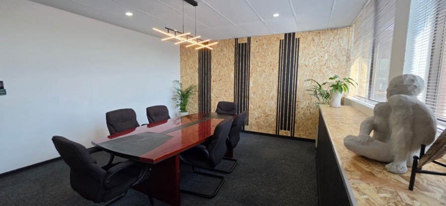 To Let Commercial Property for Rent in New Redruth Gauteng