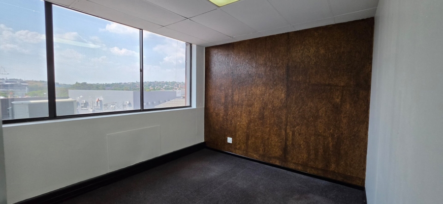 To Let Commercial Property for Rent in New Redruth Gauteng